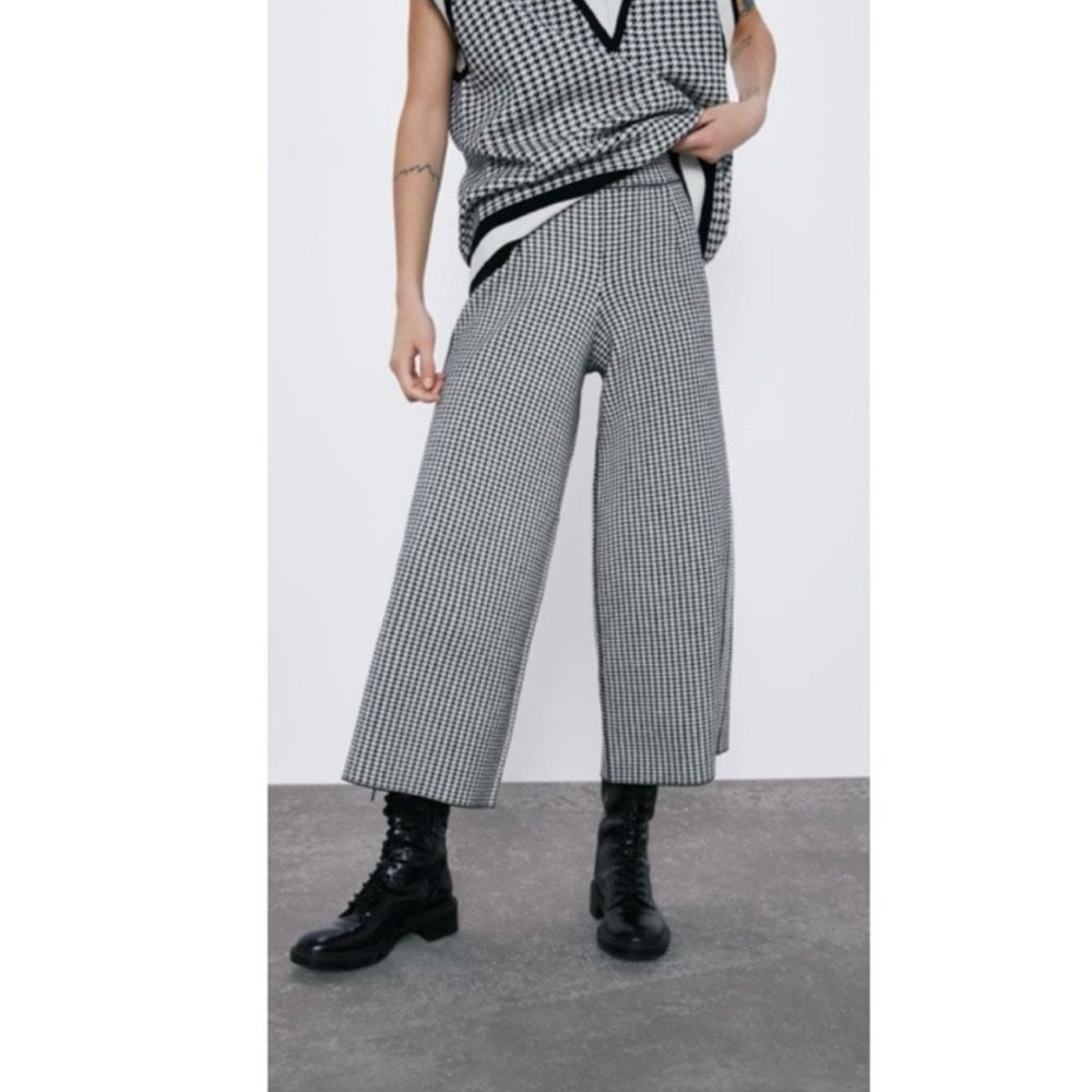 Zara black & white houndstooth knit wide leg cropped pants women’s size large